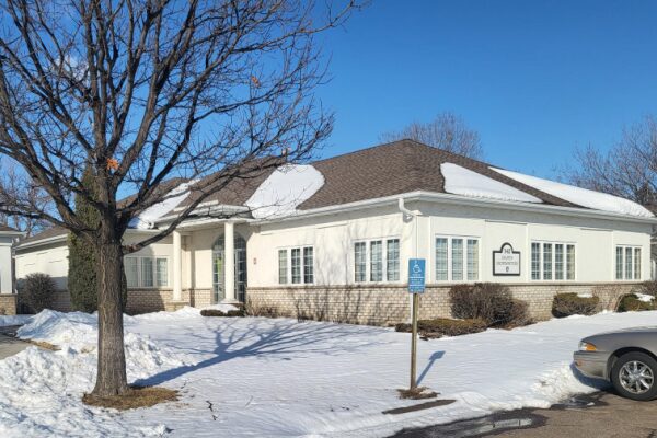 342 County Road D East Little Canada, MN 55117 Stand alone office condo for sale