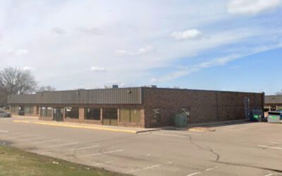 Fridley, 7992 University Avenue NE-Techie Dudes